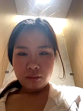 xoxo7799 online show from December 14, 3:23 am