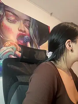 SCARLETT INK  online show from April 18, 10:21 pm