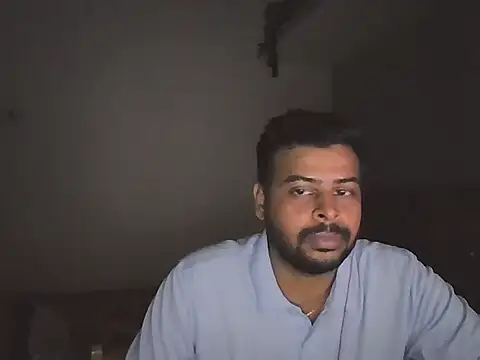 Snapshot of lust-wnaderer chatting on July 9, 6:39 am lust-wnaderer online show from July 9, 6:39 am