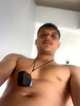 Jockeyn online show from December 14, 2:44 pm