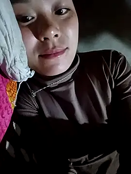 Lyla john online show from February 6, 11:02 am