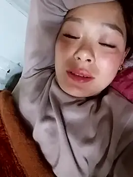 Lyla john online show from February 20, 5:26 am