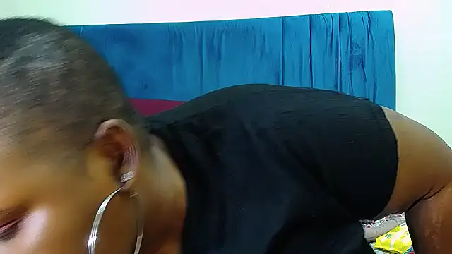 BMWWWXXX online show from April 18, 8:18 am