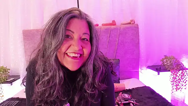 Victoriaa Anderson online show from April 22, 2:07 pm