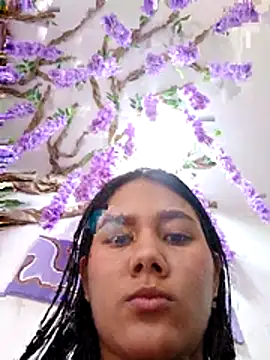 Snapshot of burbuja360 chatting on November 9, 2:15 pm burbuja360 online show from November 9, 2:15 pm