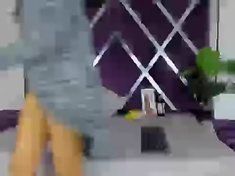 Snapshot of ninaasm chatting on December 14, 12:54 pm ninaasm online show from December 14, 12:54 pm