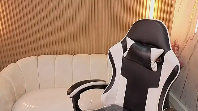 venus velvet tp online show from December 3, 7:34 pm