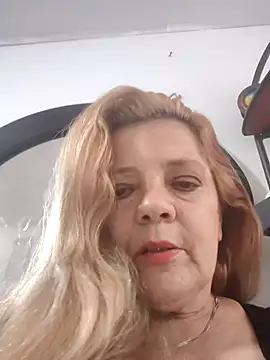 karlaanqui1 online show from February 20, 10:10 pm