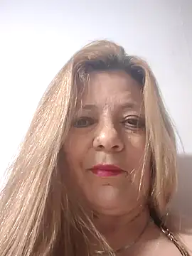 karlaanqui1 online show from March 15, 9:26 am