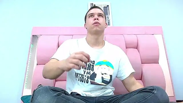 Liam York  online show from November 18, 12:31 pm