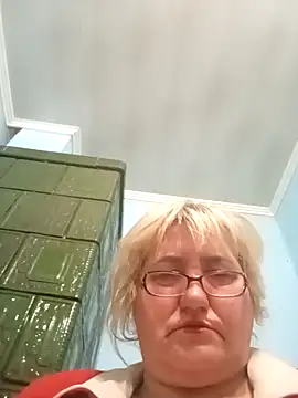 Snapshot of MilaTamila456 chatting on November 12, 11:03 pm MilaTamila456 online show from November 12, 11:03 pm