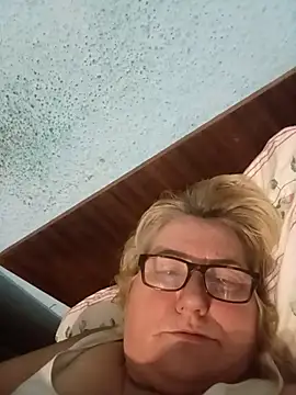 Snapshot of MilaTamila456 chatting on November 16, 7:08 pm MilaTamila456 online show from November 16, 7:08 pm