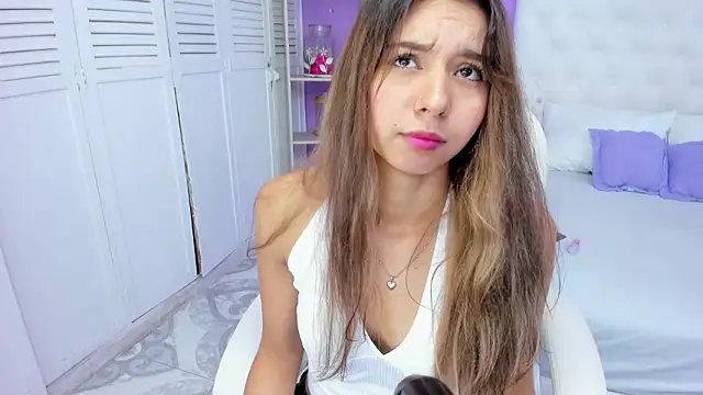 Sara connor01 online show from March 8, 1:15 pm