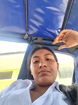 Uvit online show from March 31, 5:13 pm