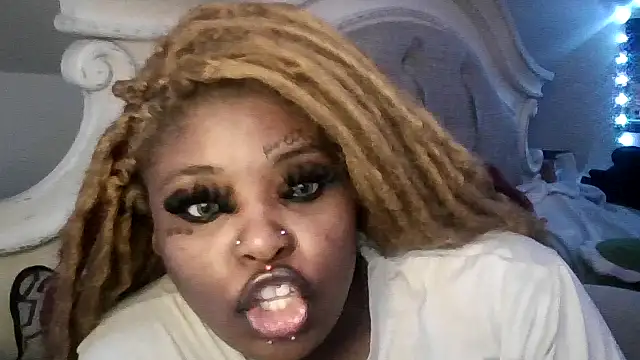 Dusaa  online show from February 9, 1:53 am