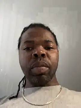 Snapshot of Mr_Sirthedom chatting on June 10, 8:08 pm Mr Sirthedom online show from June 10, 8:08 pm