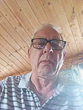 Snapshot of andy-1961 chatting on July 9, 3:05 pm andy-1961 online show from July 9, 3:05 pm