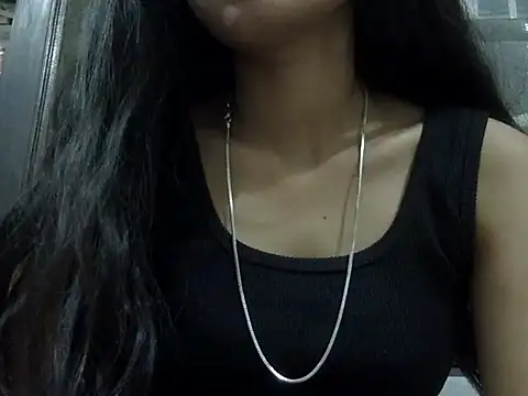 SEXY PRIYA83 online show from April 11, 4:33 pm