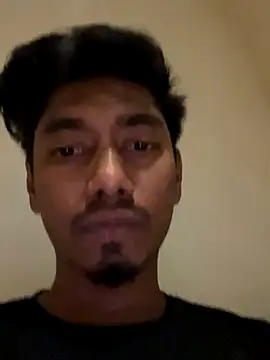 Snapshot of RonnySlim chatting on November 9, 10:52 pm RonnySlim online show from November 9, 10:52 pm