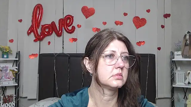 RoseHille online show from March 29, 5:07 am