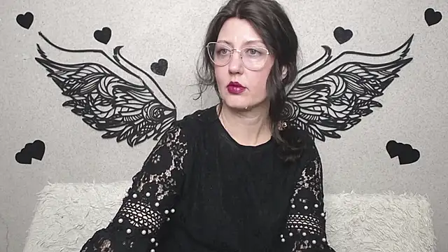 Snapshot of RoseHille chatting on April 22, 5:14 pm RoseHille online show from April 22, 5:14 pm