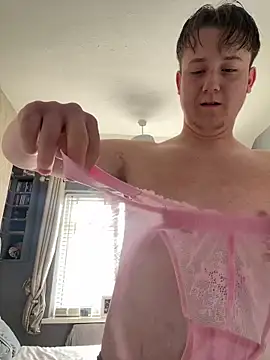 8inchLiam online show from March 5, 11:50 am