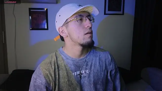 AresMassimoX online show from April 22, 12:39 pm