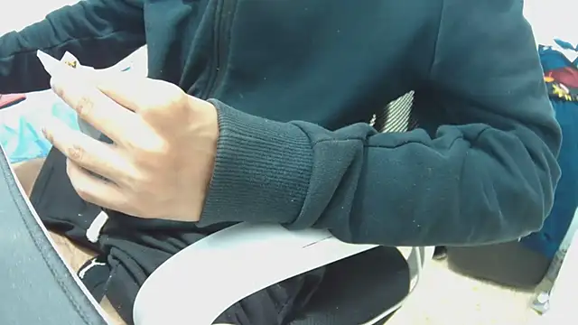 Calavera2001 online show from November 11, 2:22 am