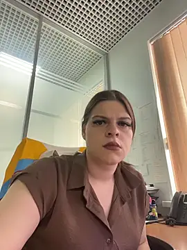 Snapshot of Dona_Mafia chatting on May 20, 11:22 pm Dona Mafia online show from May 20, 11:22 pm