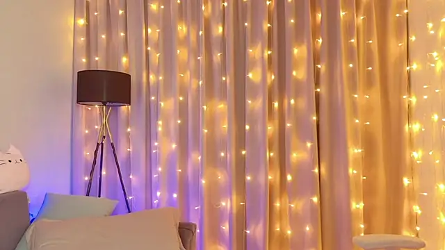 ur shy bambi online show from February 9, 1:09 am