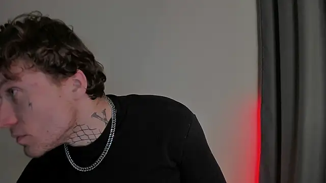 Huntall77 online show from November 18, 4:11 pm