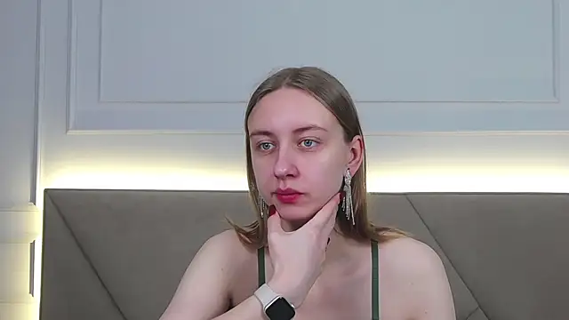 RachaelCute online show from November 25, 4:23 am