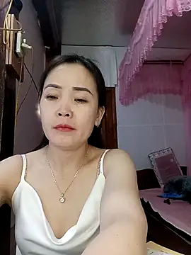 Feeling-hot online show from March 6, 4:53 am