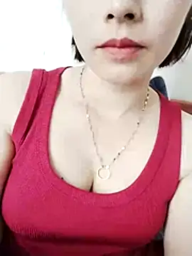 Snapshot of Swan-white123 chatting on December 15, 5:12 am Swan-white123 online show from December 15, 5:12 am