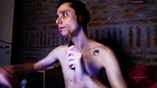 CaramelToy online show from March 5, 9:44 pm