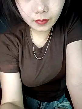 Snapshot of thuy-kieu chatting on March 17, 3:33 am thuy-kieu online show from March 17, 3:33 am