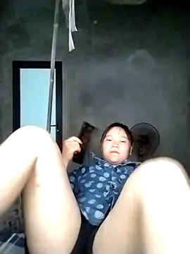 m-mbae online show from April 6, 8:04 am