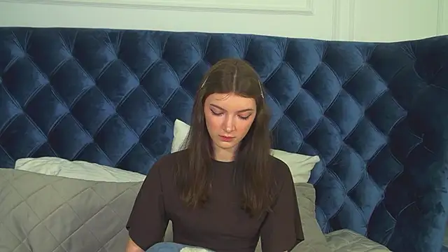 Snapshot of SophiaProve chatting on May 22, 4:23 pm SophiaProve online show from May 22, 4:23 pm