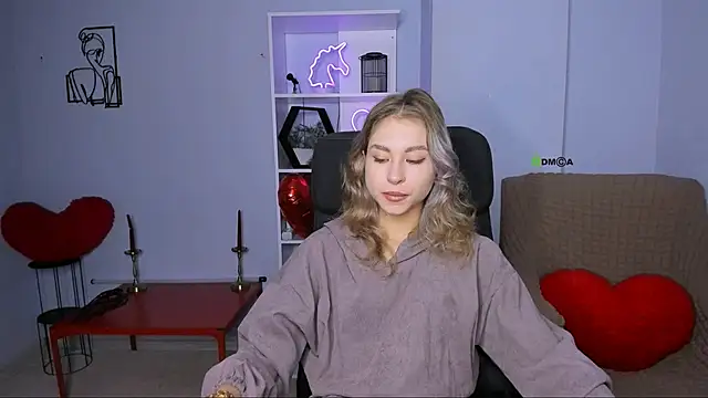 Snapshot of charlie_bonsie chatting on November 20, 6:46 am charlie bonsie online show from November 20, 6:46 am