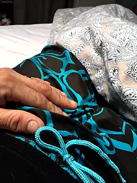 john12-931 online show from November 11, 1:33 pm