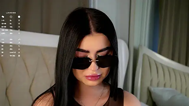 CoreenYorton online show from April 23, 3:41 am