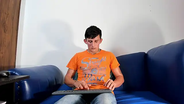 Snapshot of AnalBlaze_ chatting on November 11, 9:37 pm AnalBlaze online show from November 11, 9:37 pm