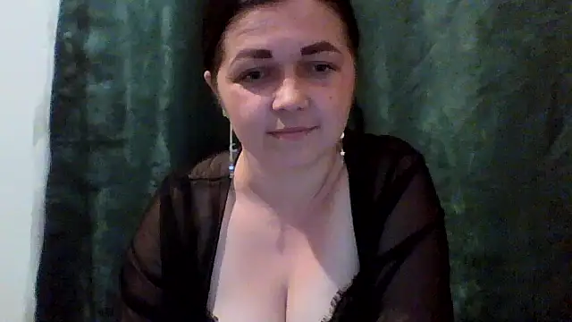 Vitalina282128 online show from June 5, 9:42 pm
