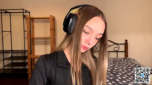 HoaPatton online show from November 21, 11:09 am