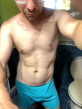 JuanchiSxL online show from November 10, 5:56 pm