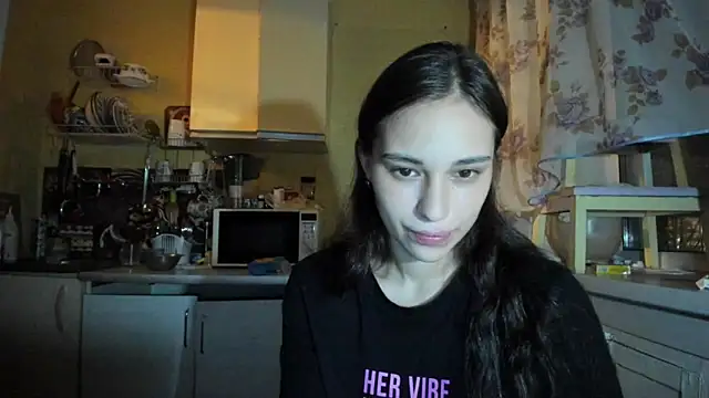 BrunetteVibe online show from November 12, 3:34 pm