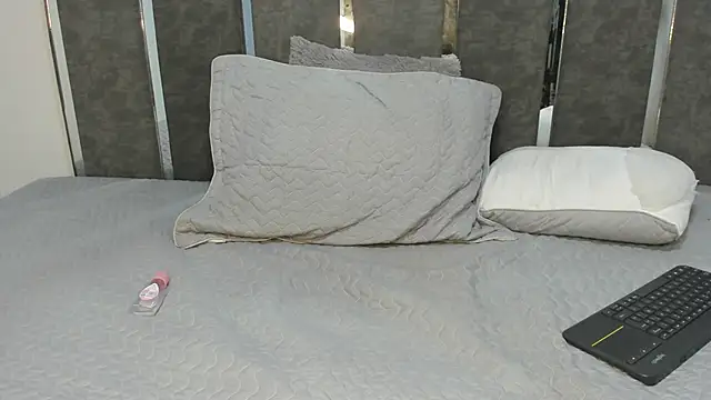 Adam Grey  online show from November 25, 12:05 pm