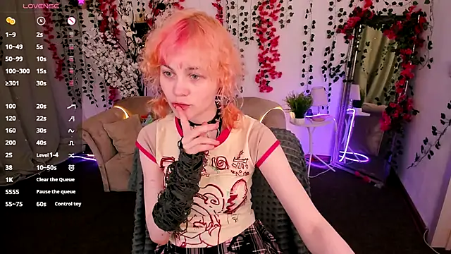 Awawrin online show from November 23, 8:52 pm