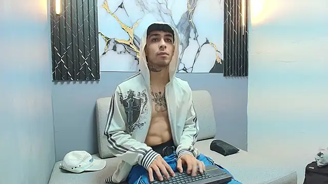 Snapshot of Aethon_noir chatting on November 12, 1:55 pm Aethon noir online show from November 12, 1:55 pm