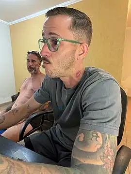 Lucasjandre online show from May 1, 9:30 pm